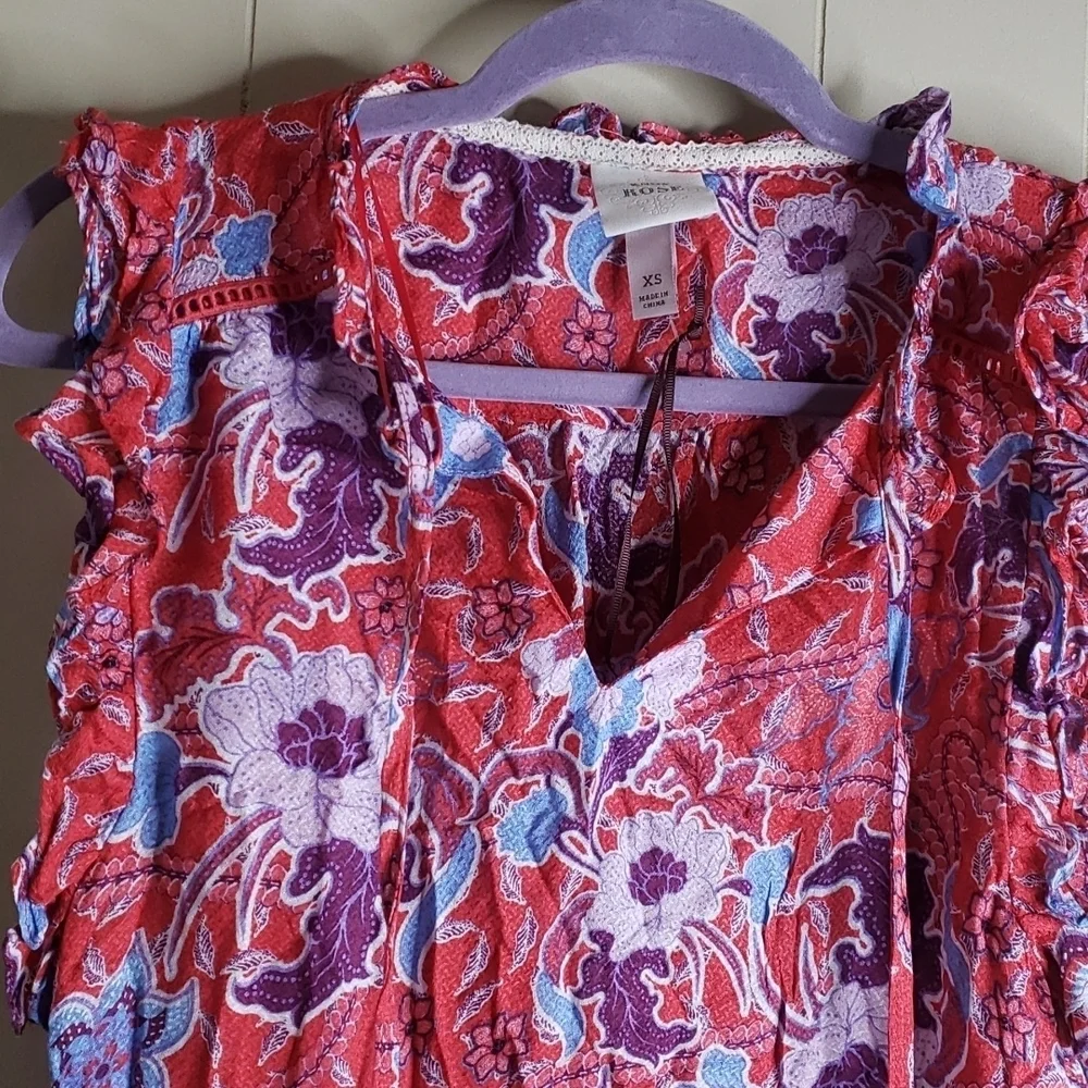 WOMEN'S Flutter Short Sleeve Red Floral Top Blouse Knox Rose - Picture 6 of 8